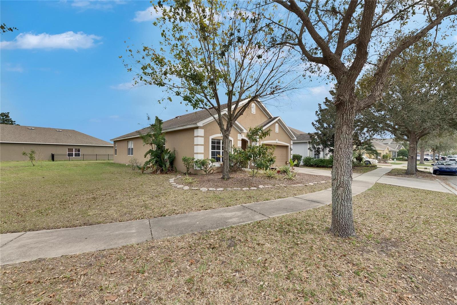 10328 Celtic Ash Dr Property Photo 3