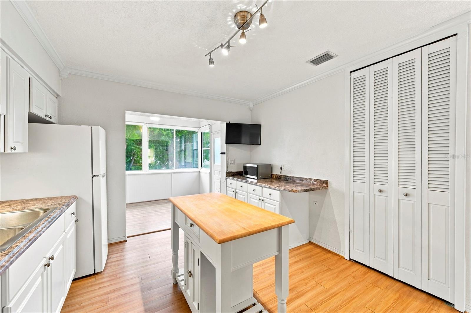 1342 Snell Isle Blvd Ne #4 Property Photo 7