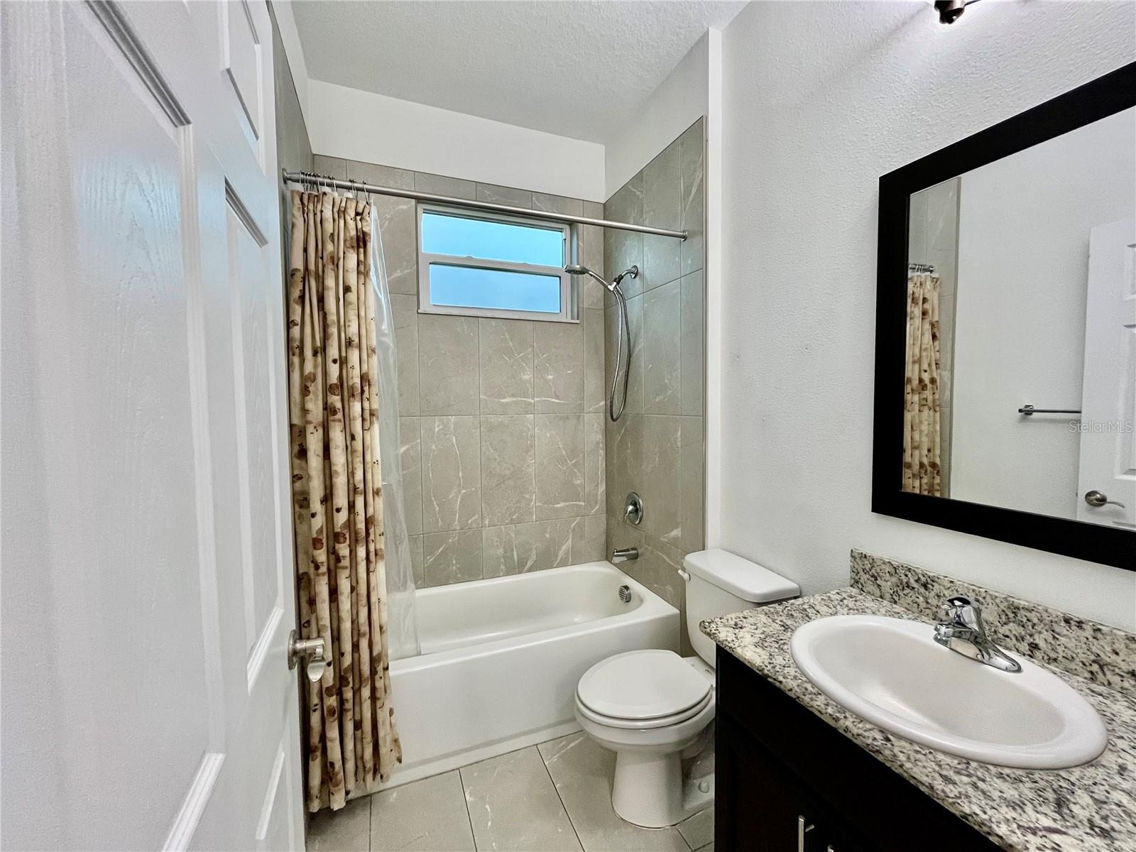 13554 Marilyn Ct Property Photo 29