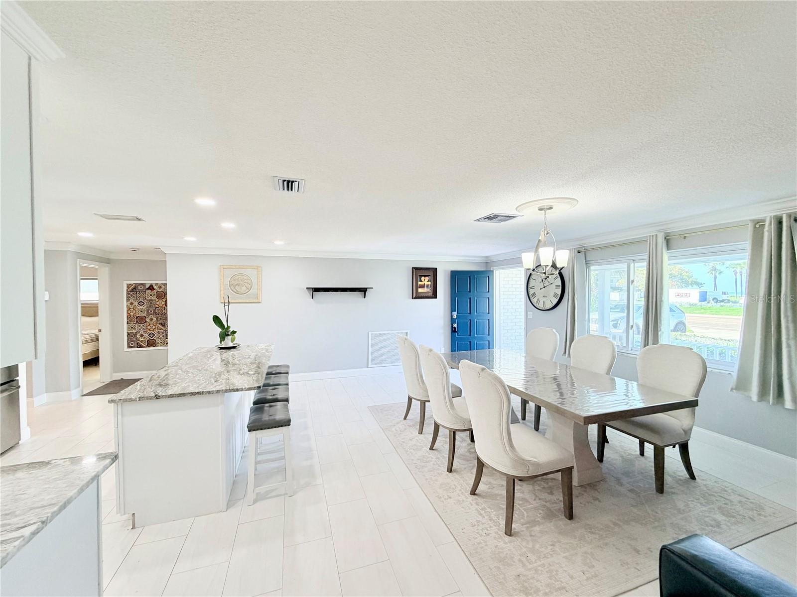 2513 Gulf Blvd Property Photo 6