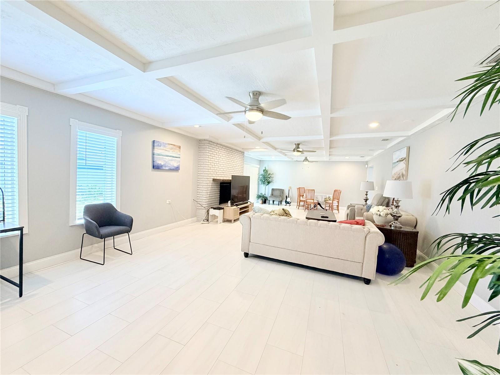 2513 Gulf Blvd Property Photo 11