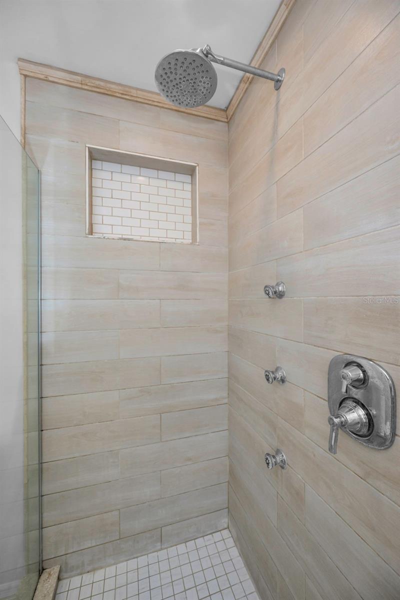 13760 87th Pl Property Photo 40