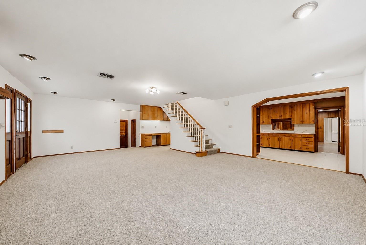 3123 W Oaklyn Ave Property Photo 3