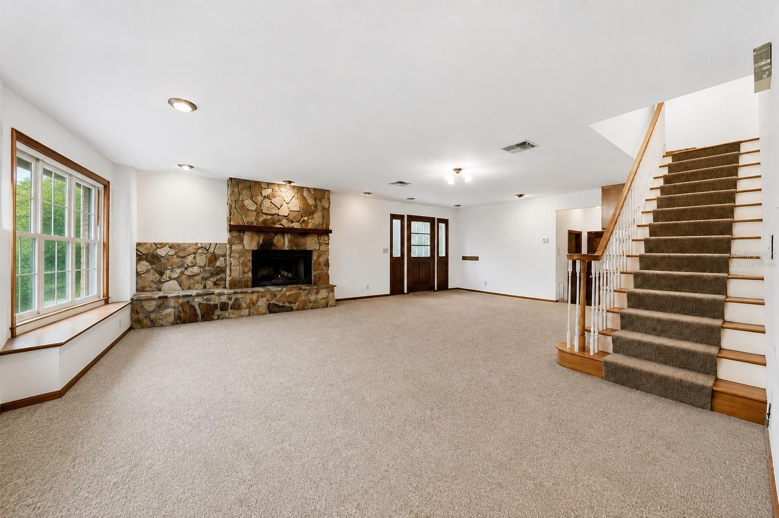 3123 W Oaklyn Ave Property Photo 4