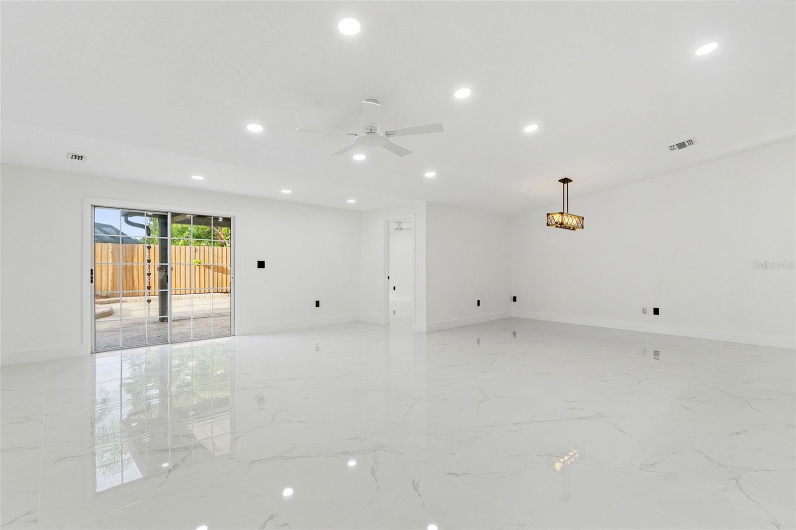 5308 Black Pine Dr Property Photo 9
