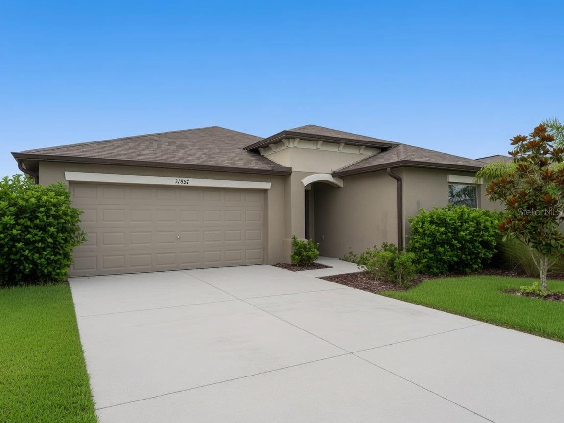 31857 Sun Kettle Loop Property Photo 1