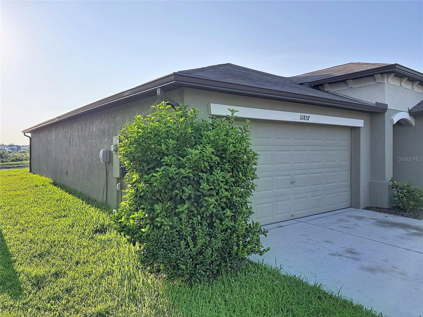 31857 Sun Kettle Loop Property Photo 4