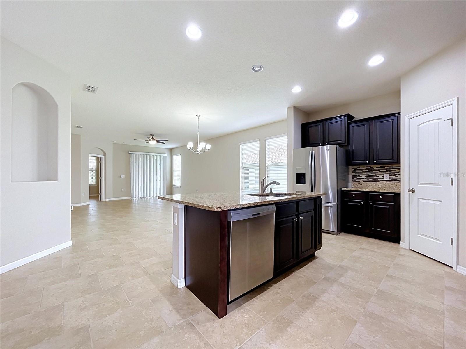 4125 Prima Lago Cir Property Photo 12