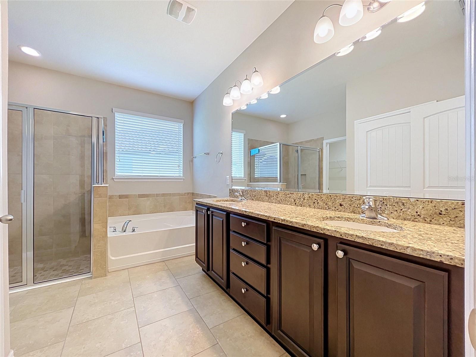 4125 Prima Lago Cir Property Photo 33