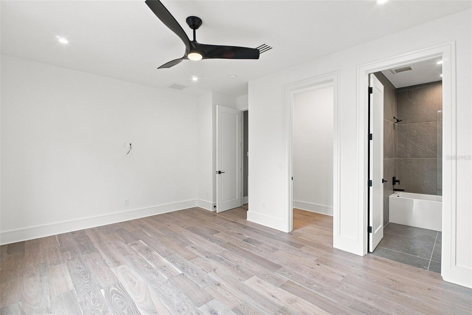 1076 Snell Isle Blvd Ne Property Photo 45
