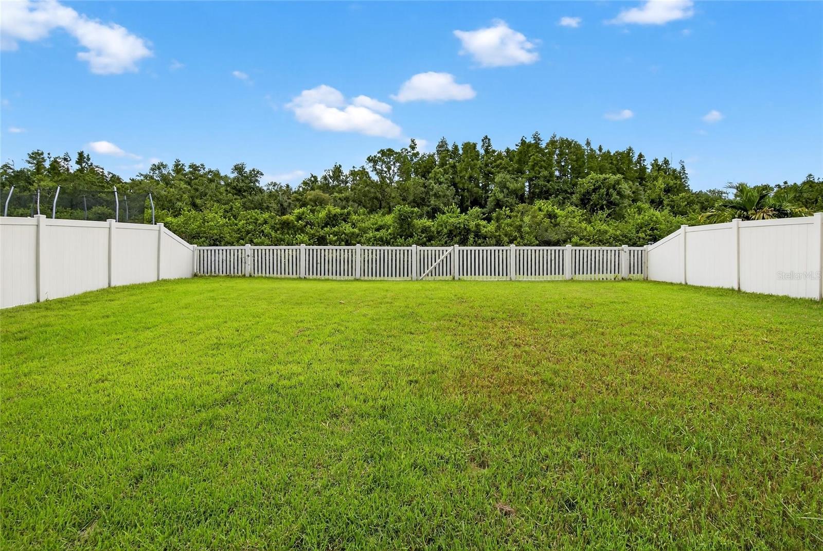 8435 Hunters Fork Loop Property Photo 8