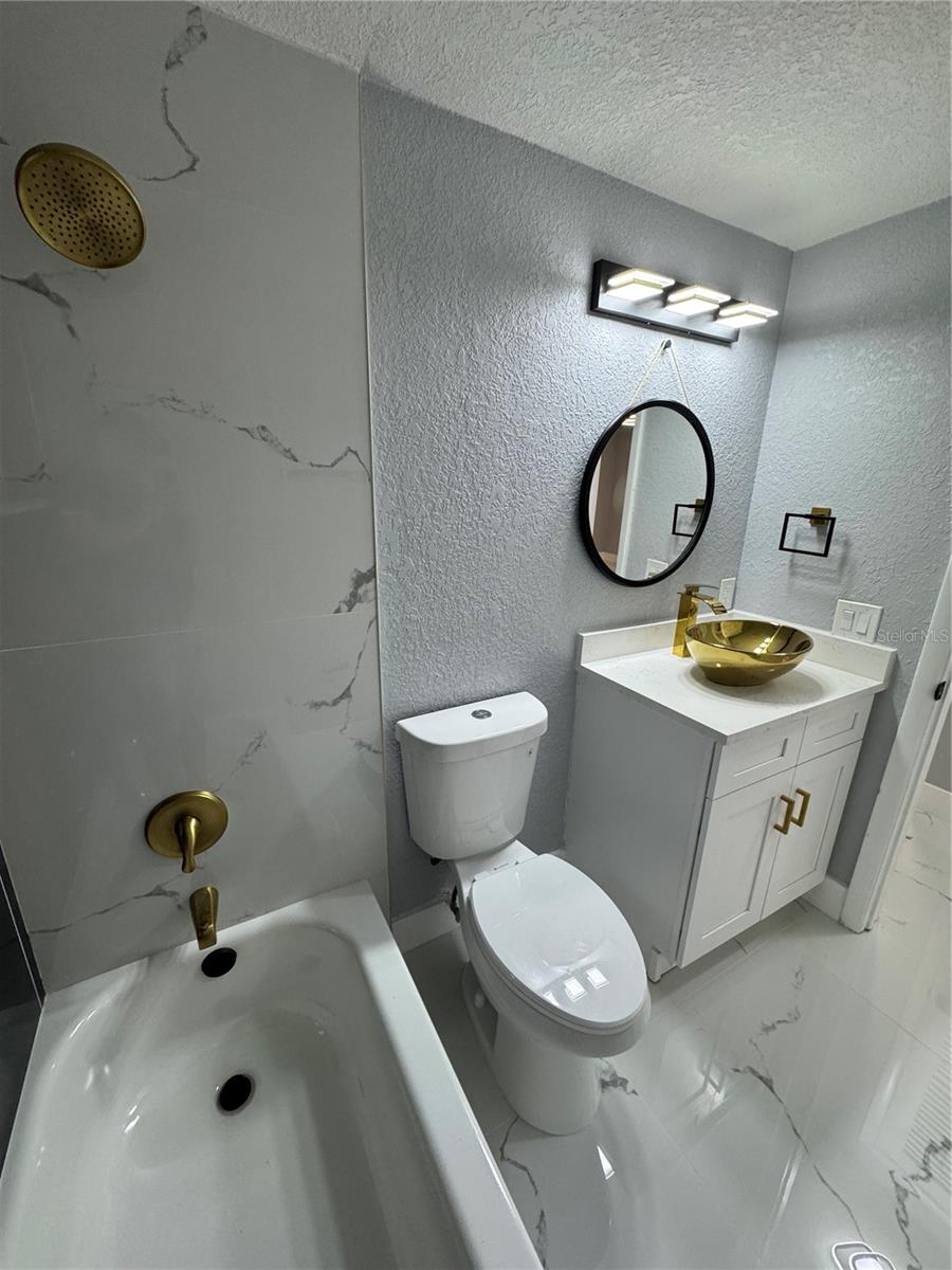 3542 Bedford St Property Photo 8