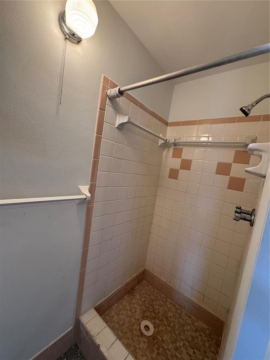 3542 Bedford St Property Photo 14