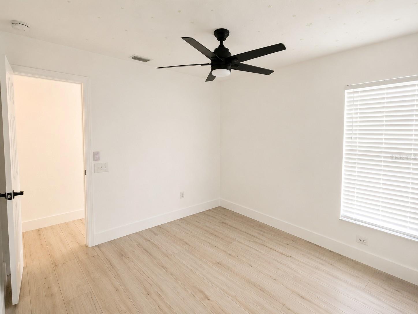 5704 Grindstone Loop Property Photo 13