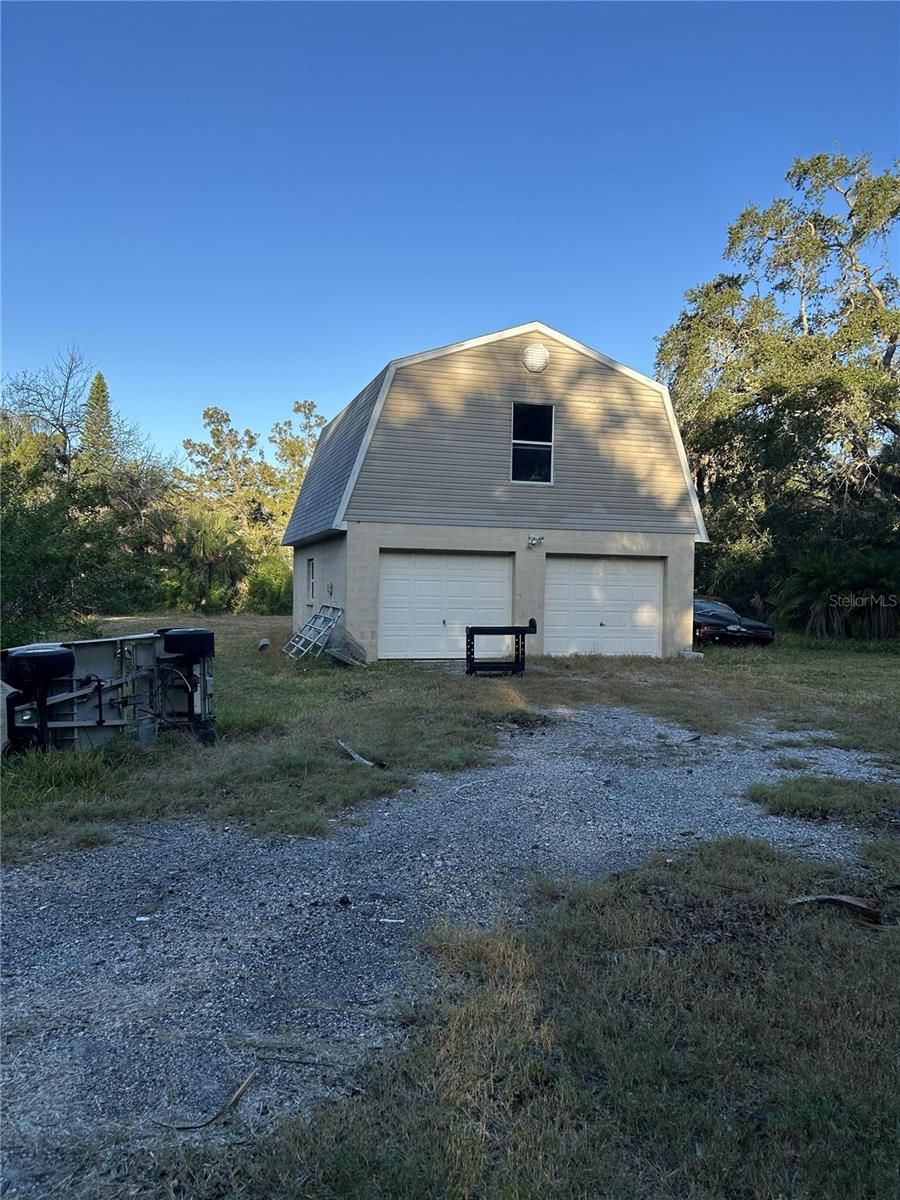 14428 Guava St Property Photo 4