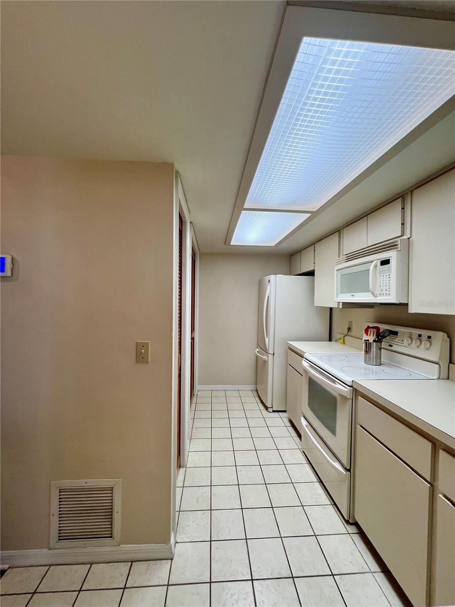 2352 Forest Dr #2352 Property Photo 11