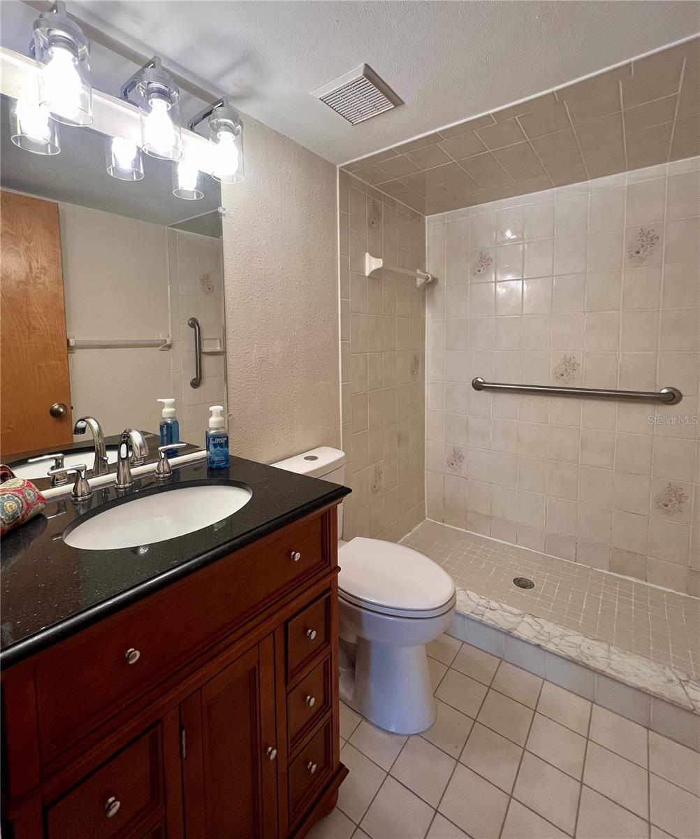2352 Forest Dr #2352 Property Photo 20