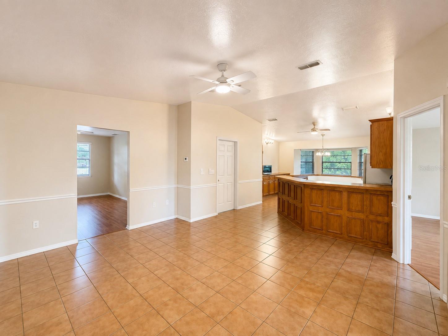 3524 Bristol St Property Photo 9