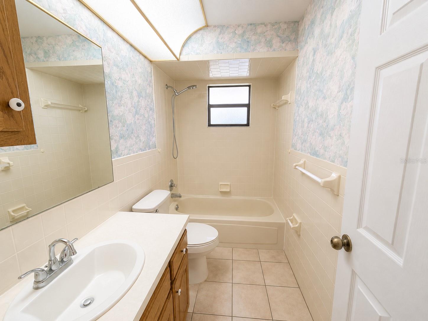 3524 Bristol St Property Photo 16