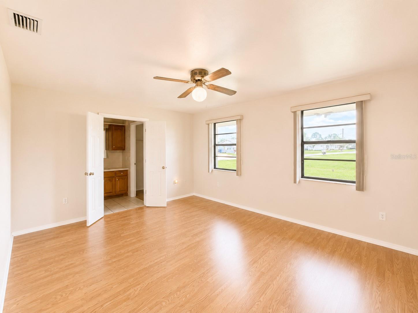 3524 Bristol St Property Photo 23
