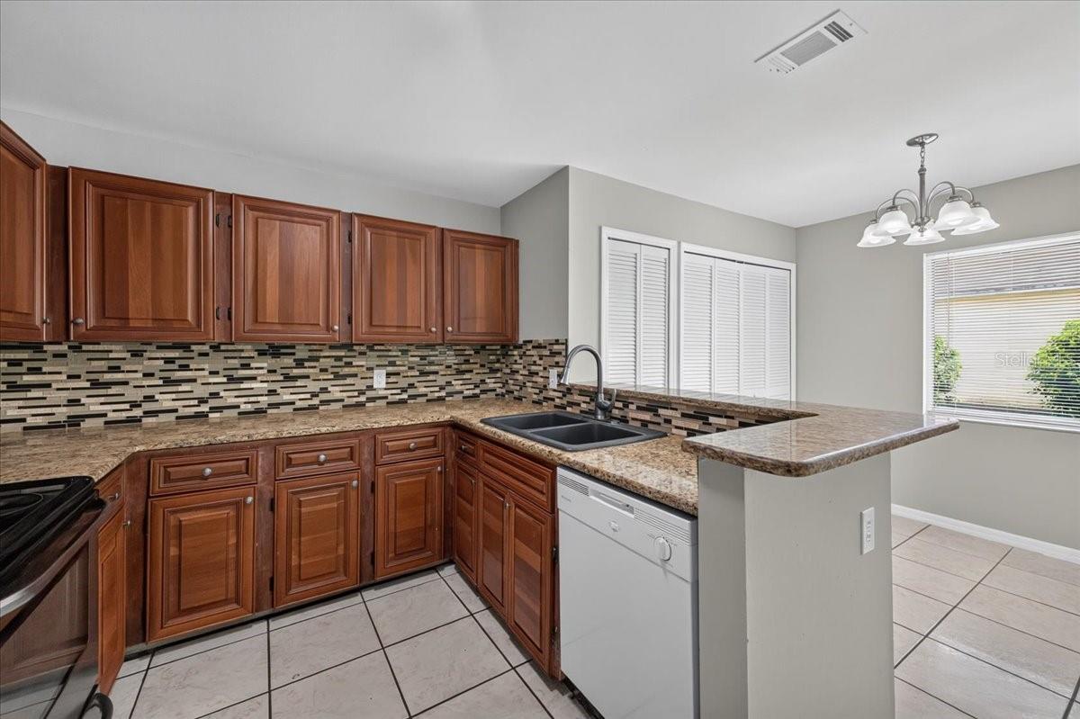 192 Dahlia Village Cir #72 Property Photo 10