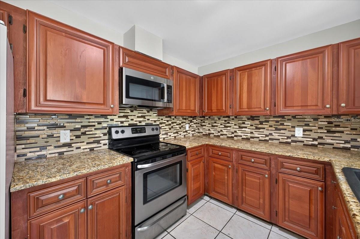 192 Dahlia Village Cir #72 Property Photo 11