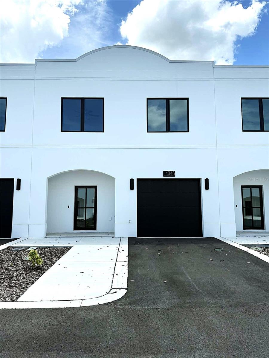 4346 CAMBIO GARDENS CT Property Photo 1