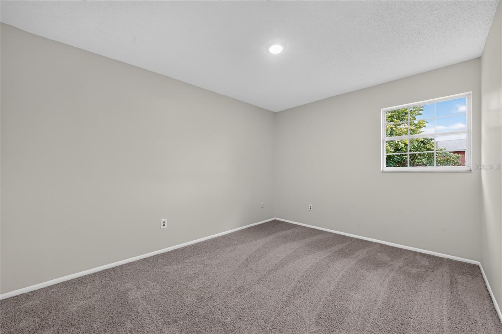 774 Hampton Dr Ne Property Photo 8