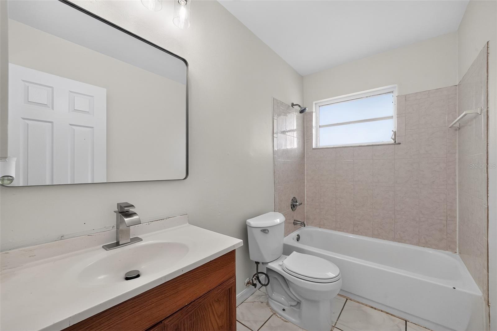 774 Hampton Dr Ne Property Photo 14