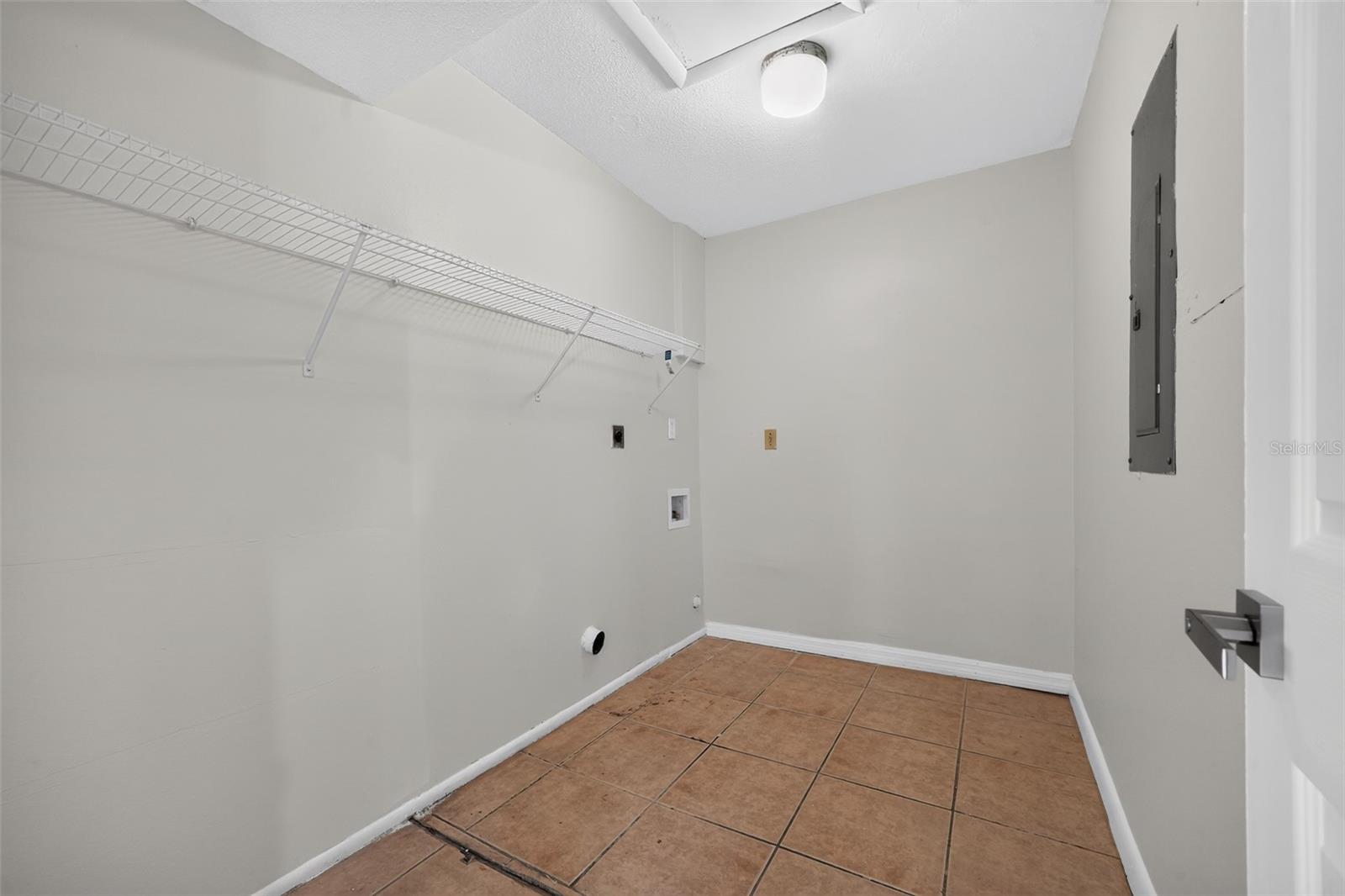 774 Hampton Dr Ne Property Photo 16