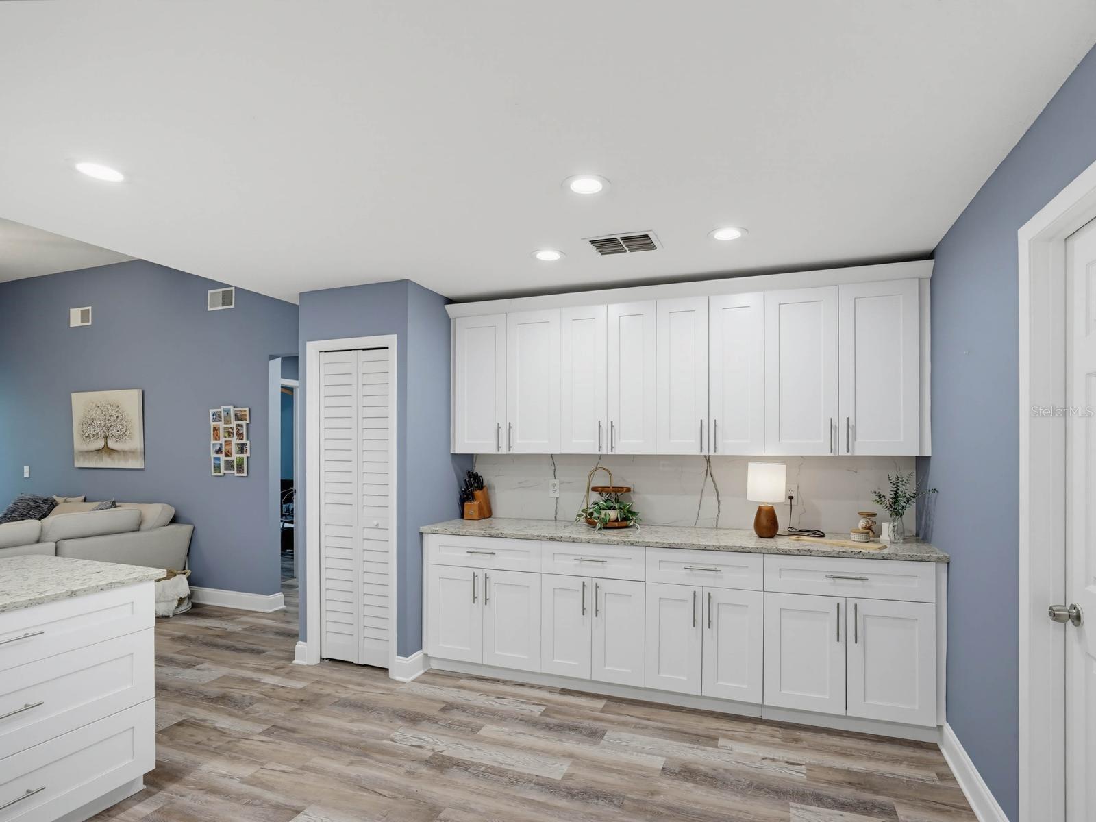 2988 Pinewood Run Property Photo 10