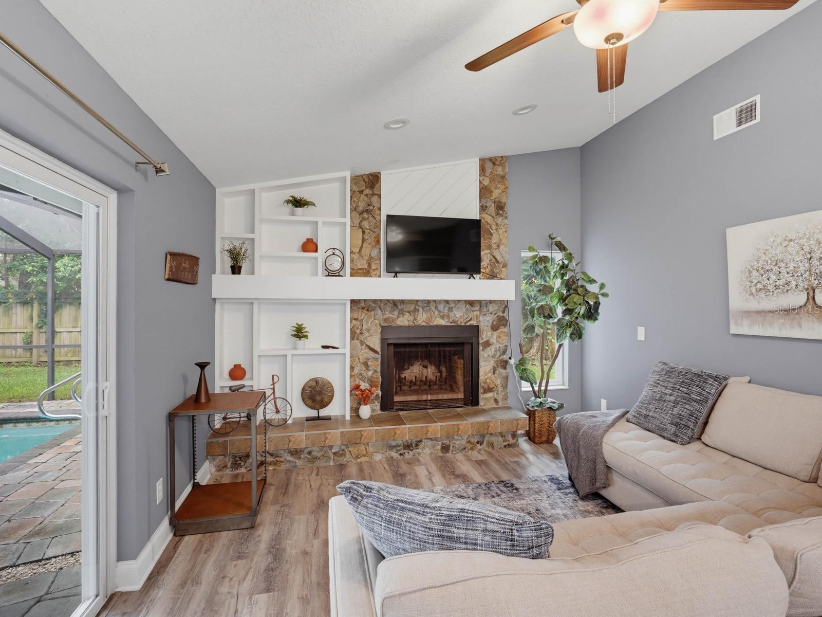 2988 Pinewood Run Property Photo 15