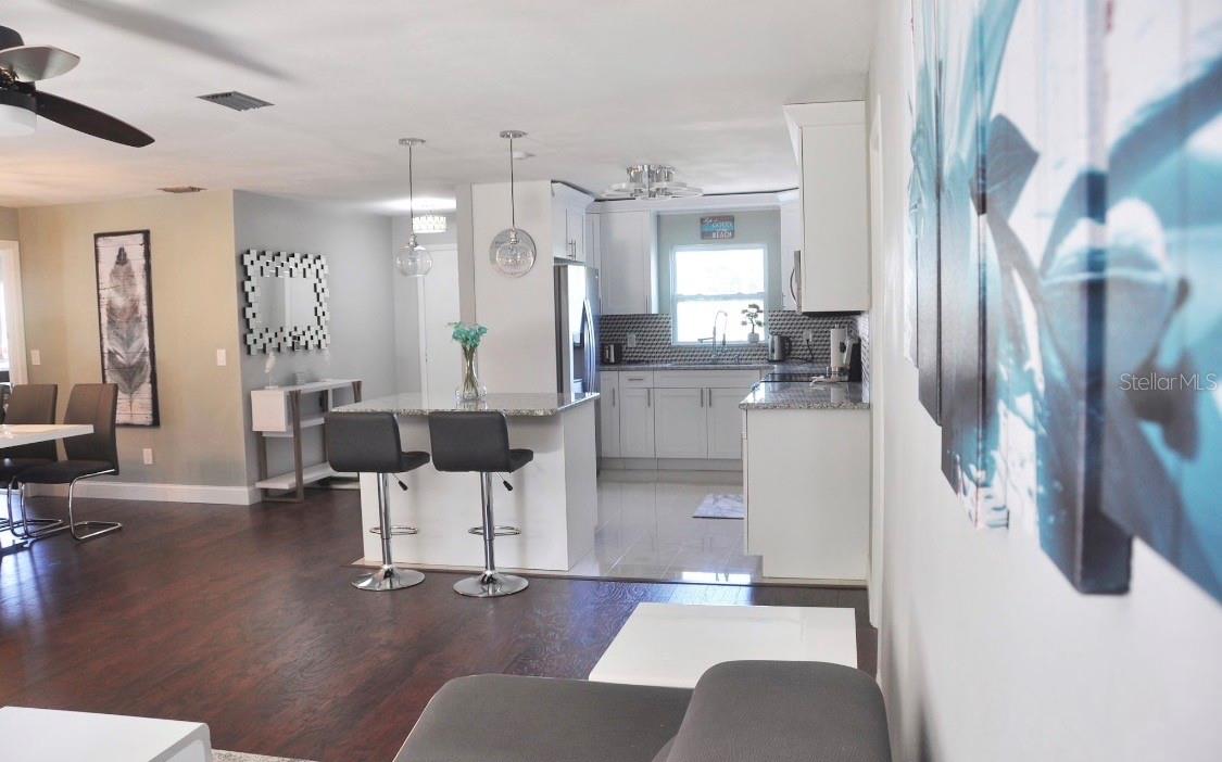 1237 Lotus Path Property Photo 10