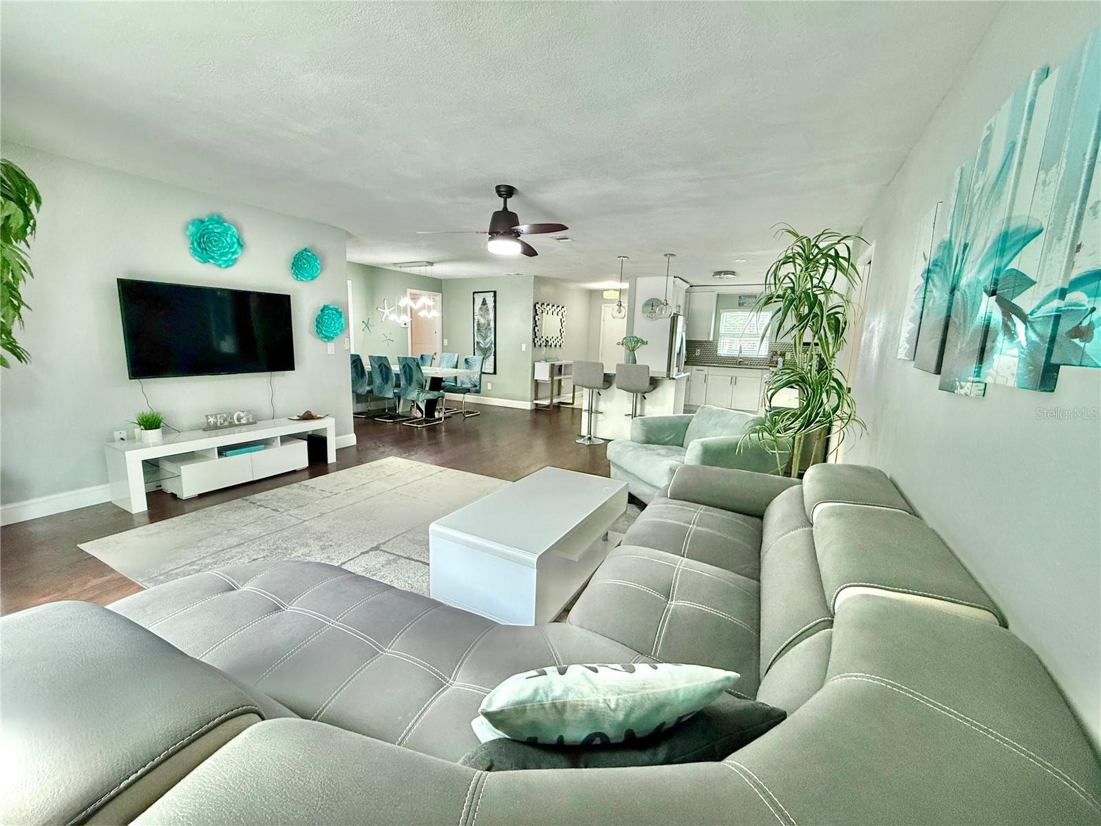 1237 Lotus Path Property Photo 13