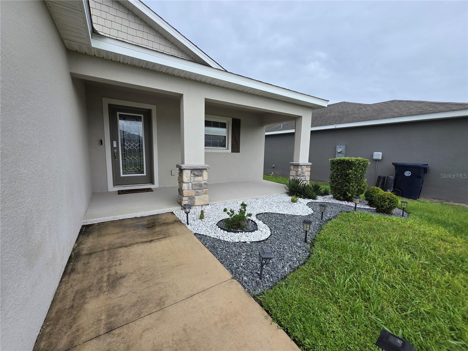 424 Capri Way Property Photo 3