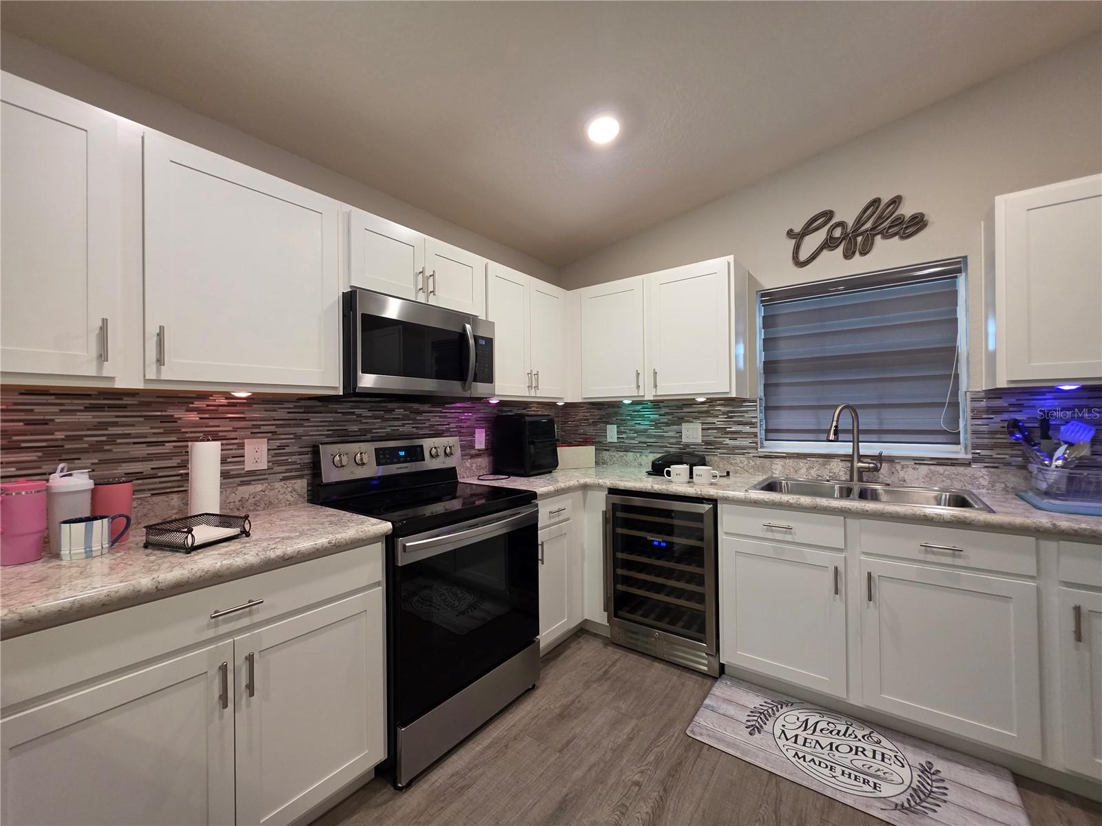 424 Capri Way Property Photo 22