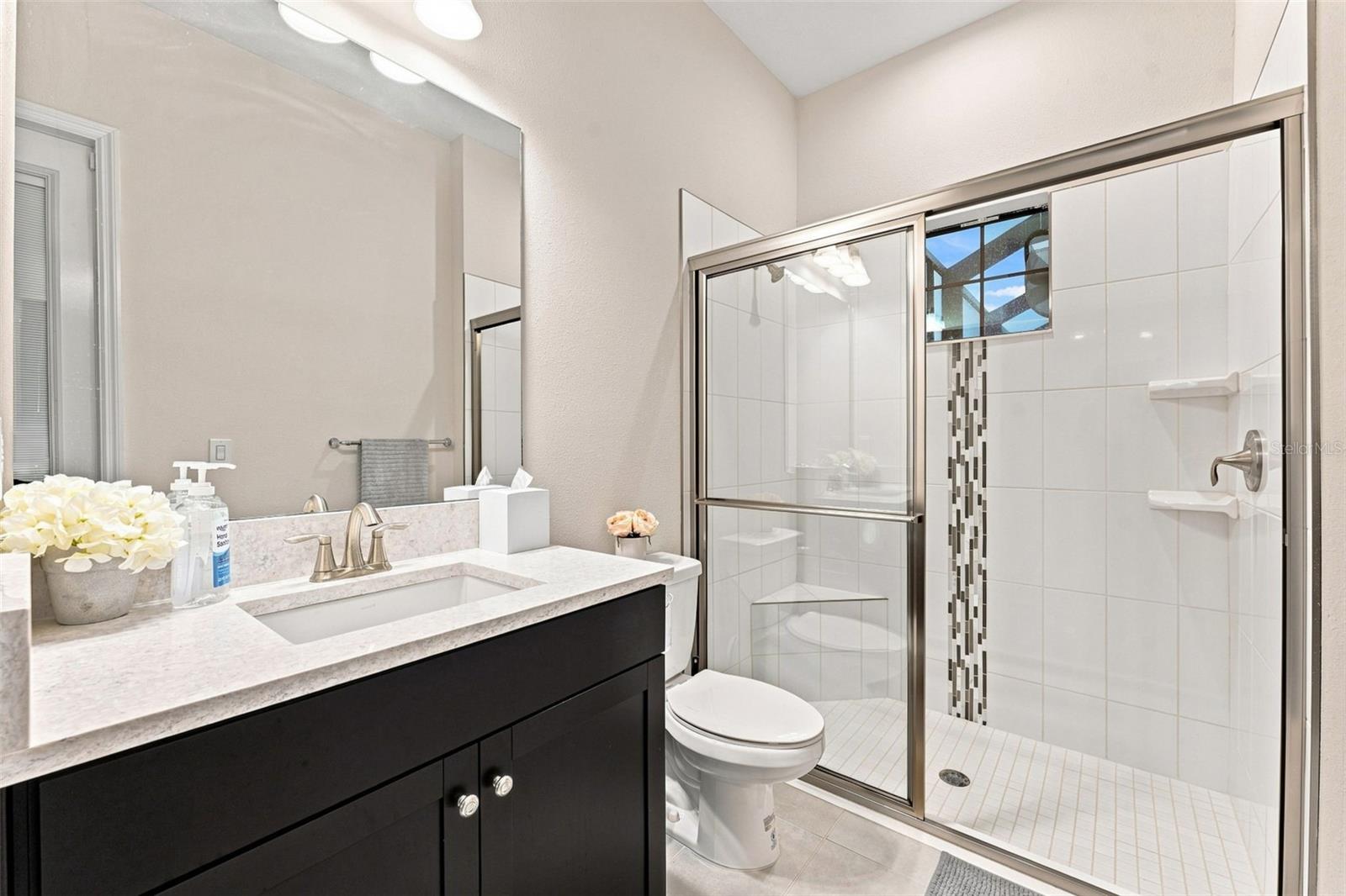 10370 Meadowrun Dr Property Photo 38