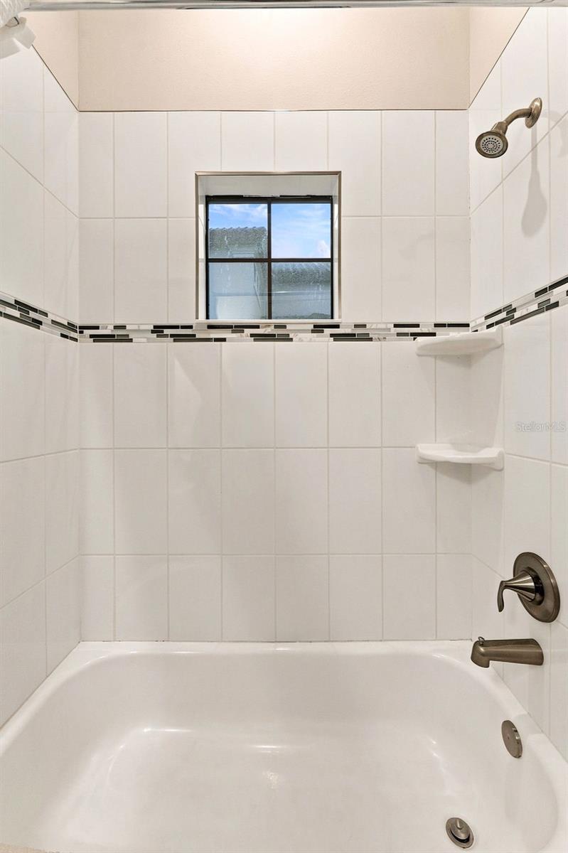 10370 Meadowrun Dr Property Photo 43