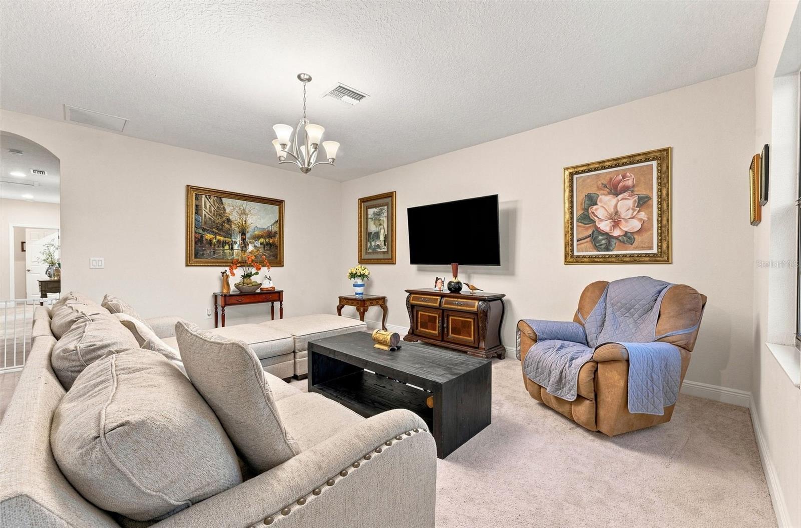 10370 Meadowrun Dr Property Photo 45