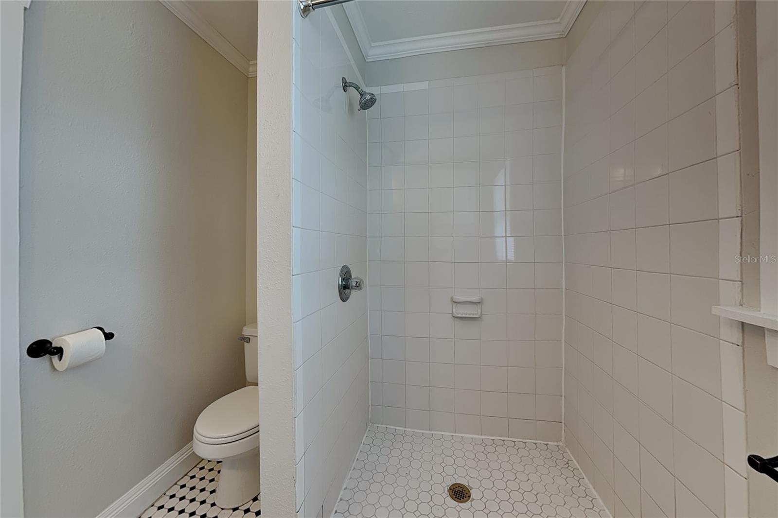 807 1/2 S Fremont Ave ##upper Property Photo 23