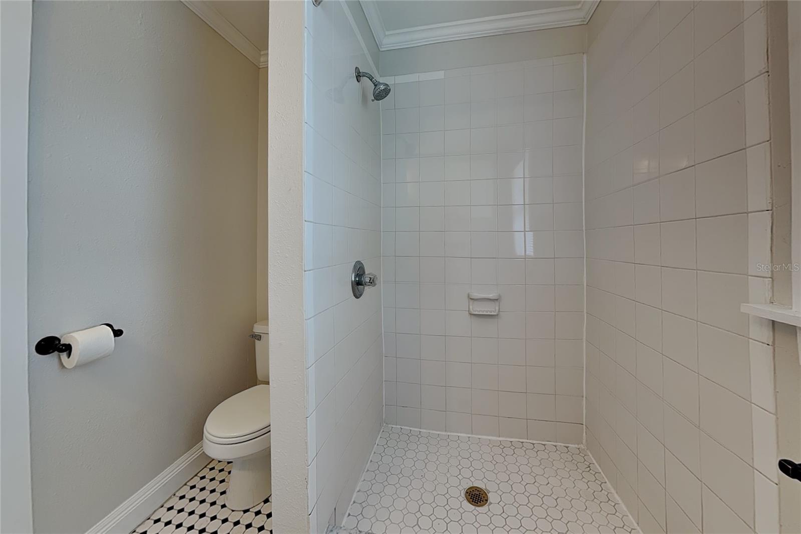 807 1/2 S Fremont Ave ##upper Property Photo 25