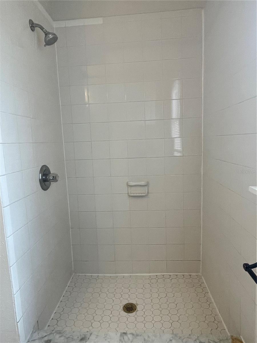 807 1/2 S Fremont Ave ##upper Property Photo 26