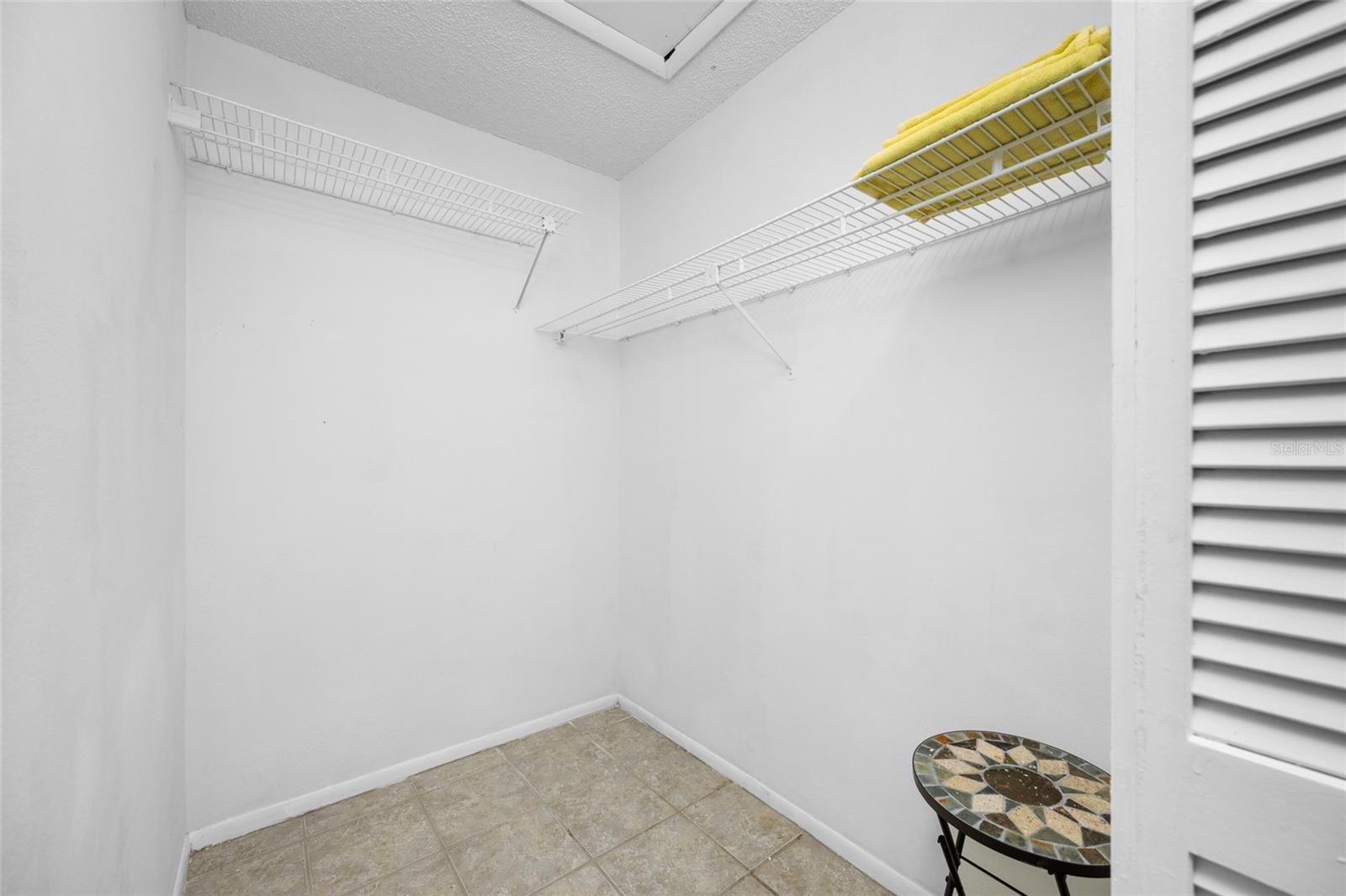 2060 Sheffield Ct Property Photo 24