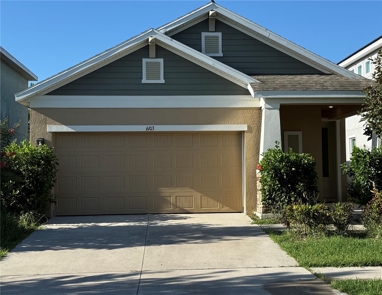 6103 VOYAGERS PL Property Photo 1