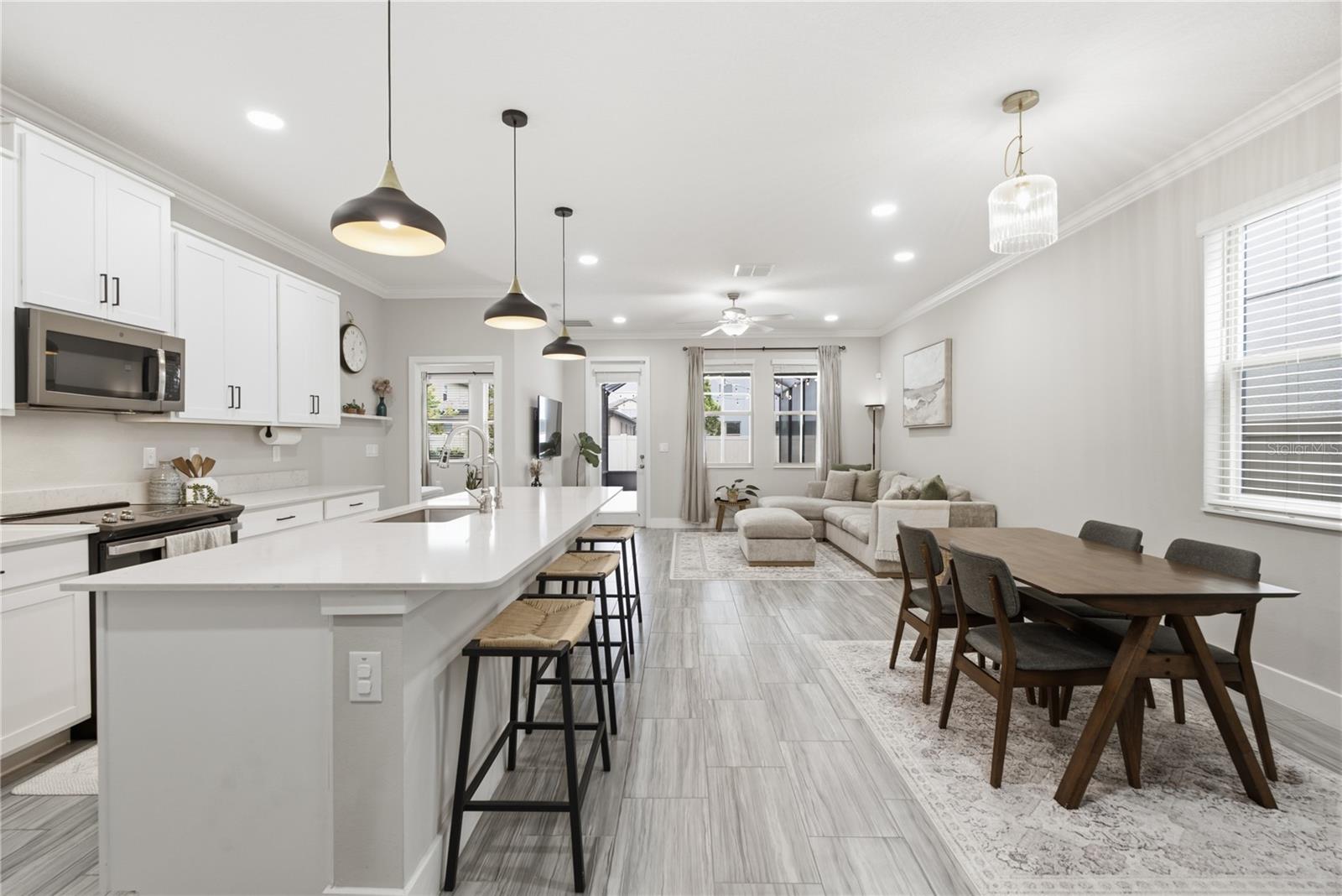 9807 Wild Begonia Loop Property Photo 13