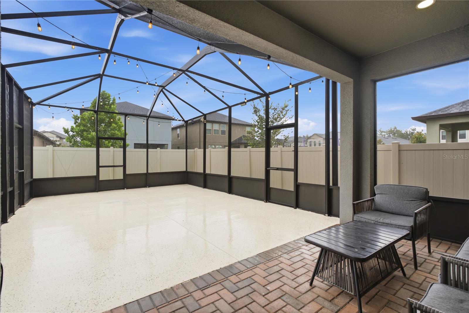 9807 Wild Begonia Loop Property Photo 28