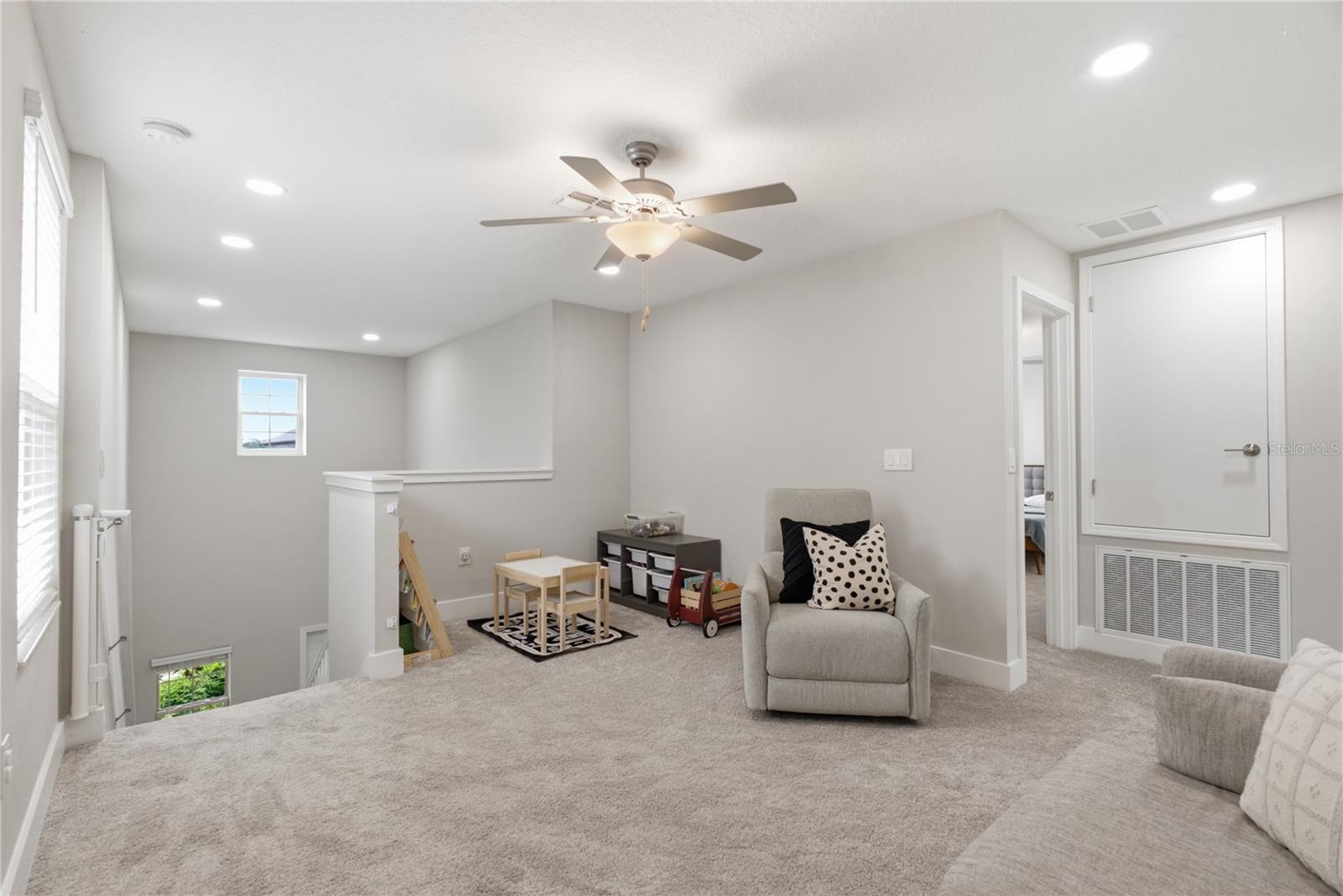 9807 Wild Begonia Loop Property Photo 30