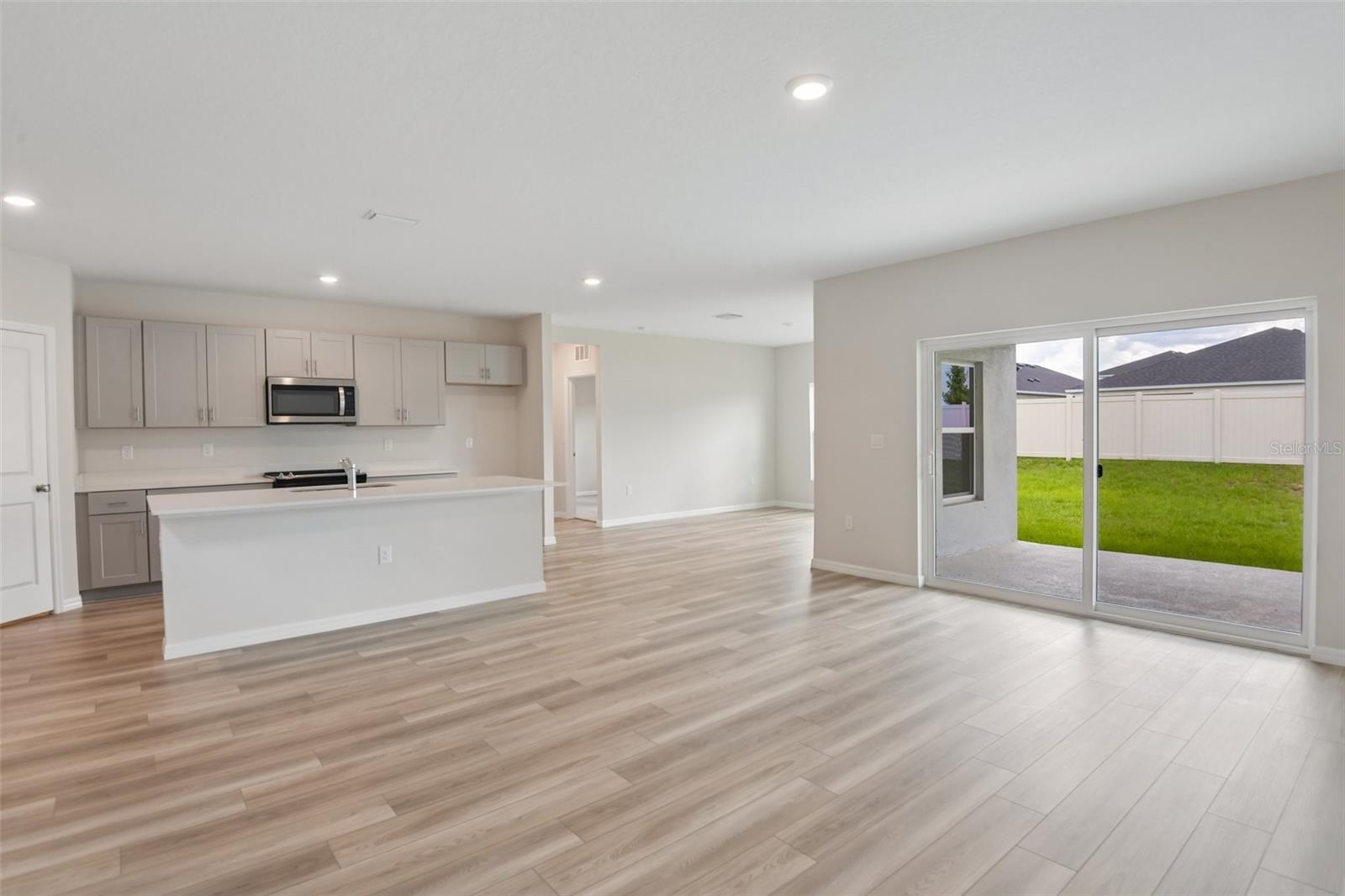 4192 River Beacon Blvd Property Photo 16