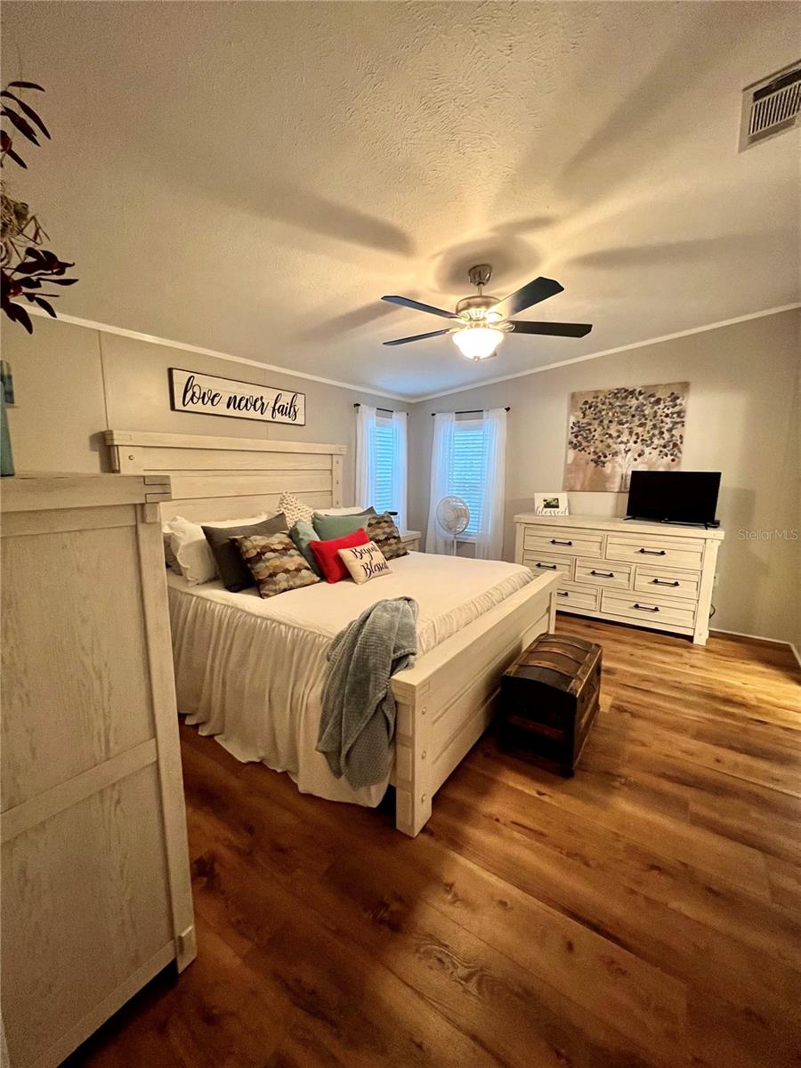 16120 Brookridge Blvd Property Photo 10