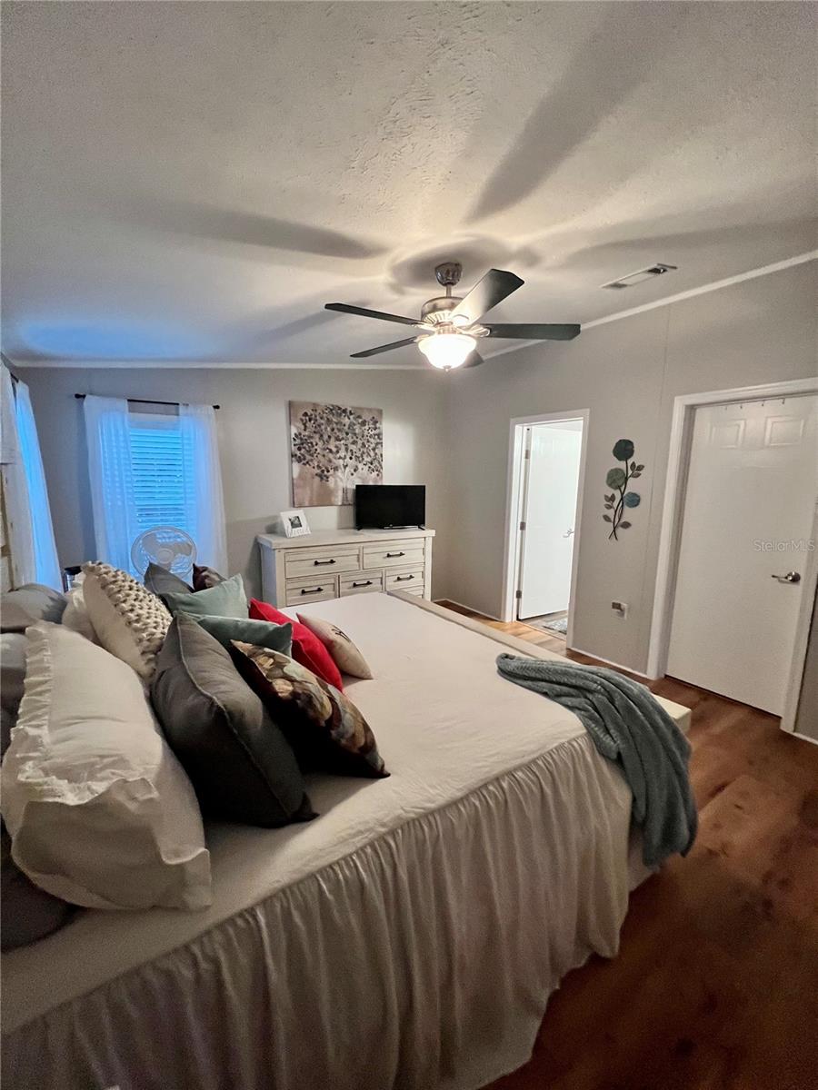 16120 Brookridge Blvd Property Photo 13